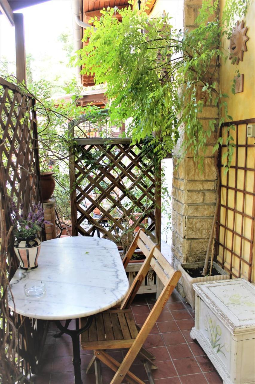 I Gerani Rossi Hotel Rome Exterior photo